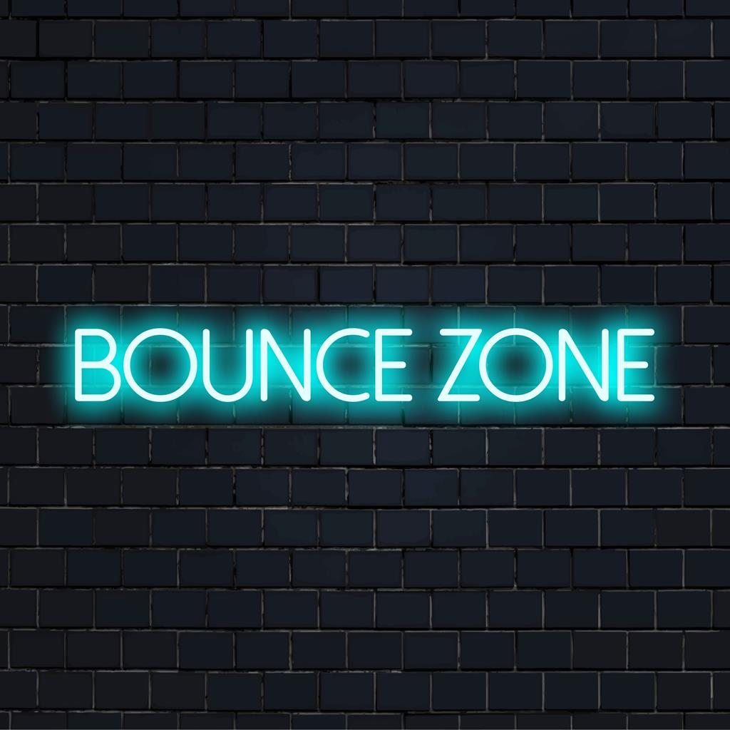 Placa de LED neon Bounce Zone brilhando em cores vibrantes, decoração de luz personalizada perfeita para espaços lúdicos e animados.