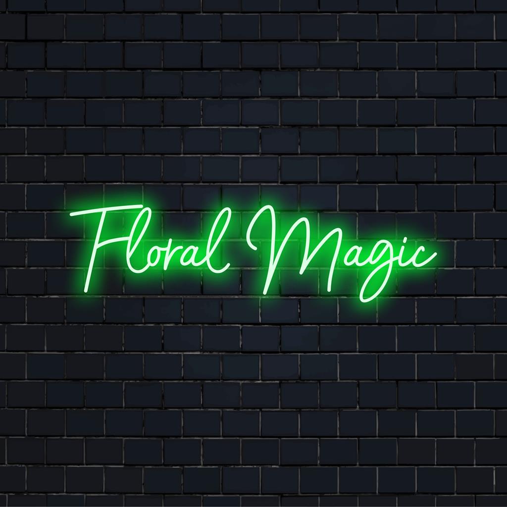 Letreiro de neon LED vibrante intitulado Floral Magic, com padrões florais personalizados e complexos para uma decoração de luz neon marcante.