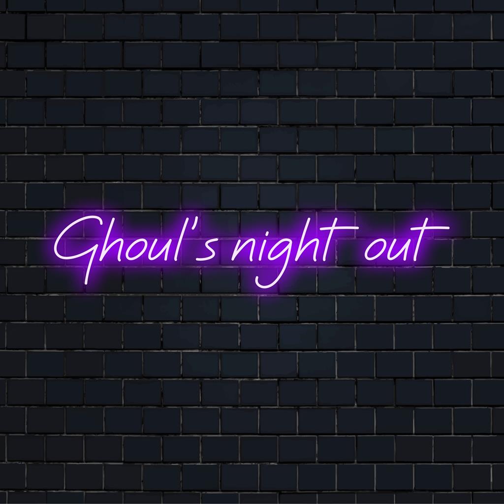 Placa de neon LED com a frase "Ghoul's Night Out" em cores brilhantes, perfeita para decoração neon exclusiva e ambiente de Halloween.