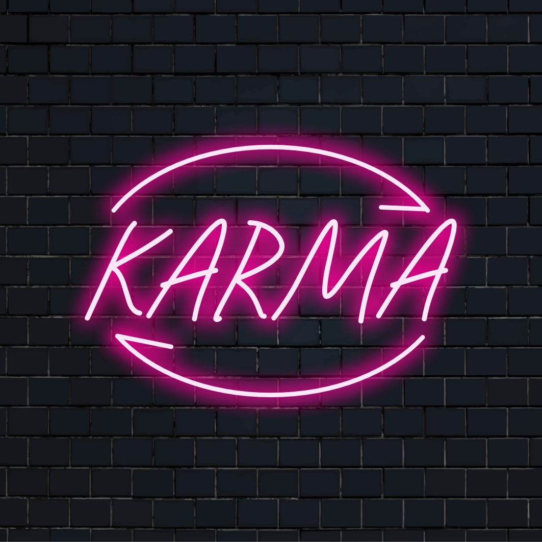 Placa de LED neon personalizada da Karma; decoração neon vibrante e personalizada, perfeita para iluminação interna exclusiva e estilo personalizado.