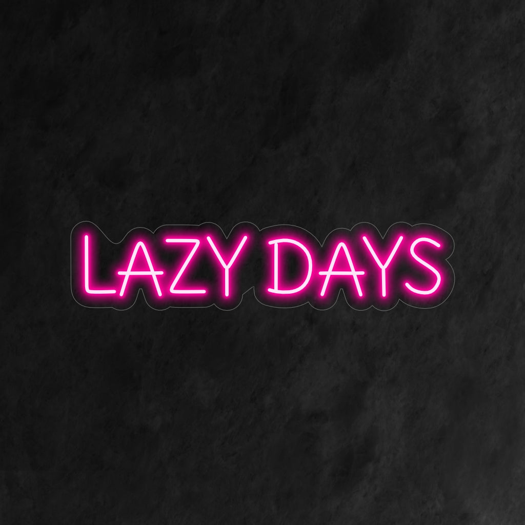 A placa de neon "Lazy Days" traz um clima descontraído e descontraído ao seu espaço. Uma luminária neon com design de rede, perfeita para criar uma atmosfera descontraída.