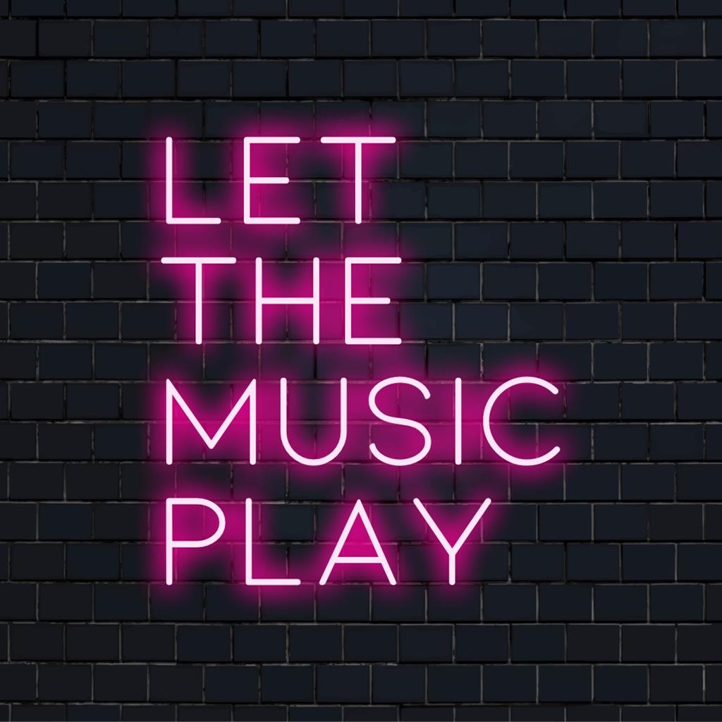 Placa de LED neon personalizada com letras vibrantes e em negrito que dizem "Let The Music Play", uma adição marcante para qualquer espaço.