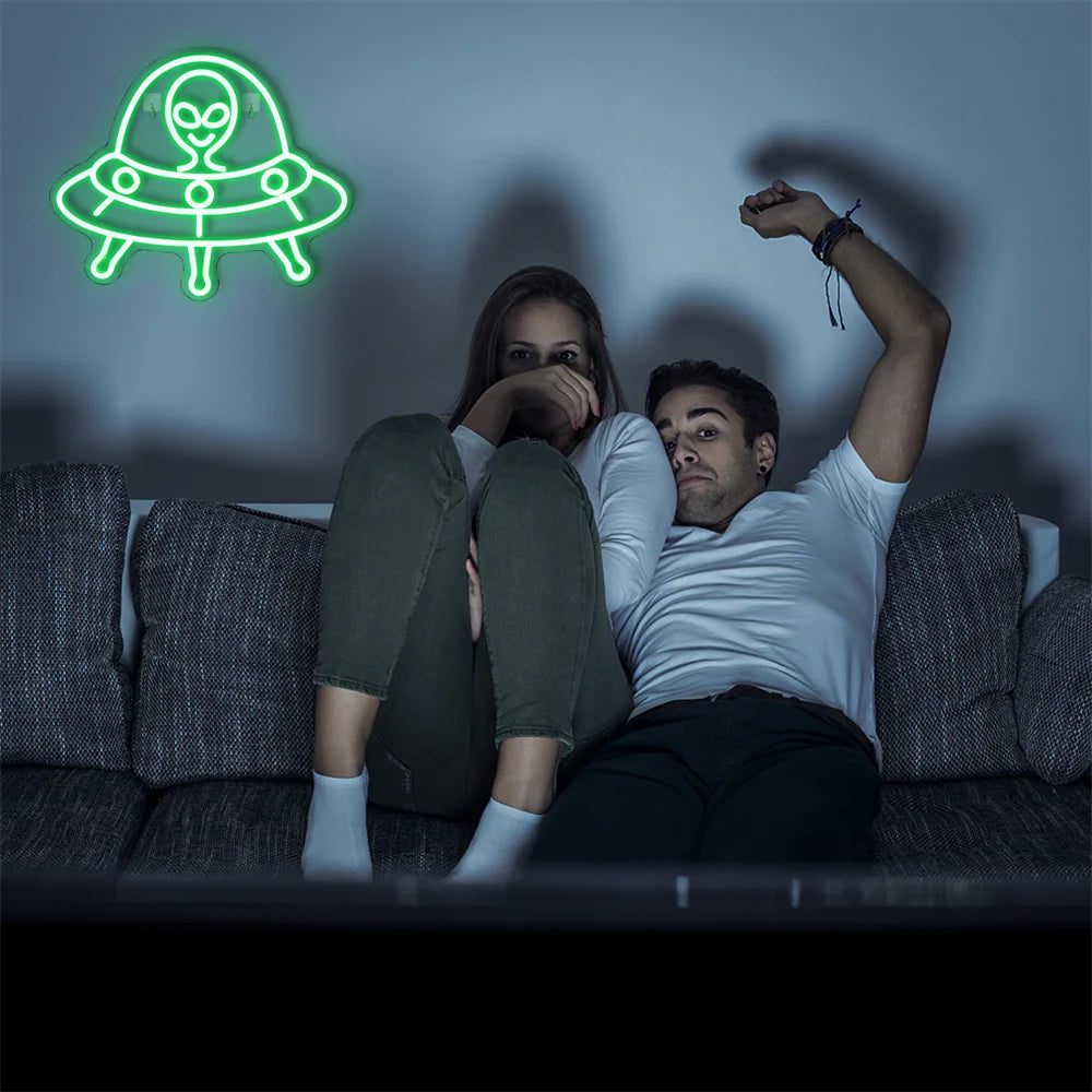 Placa de LED Alien Verde 5V USB - Econômica