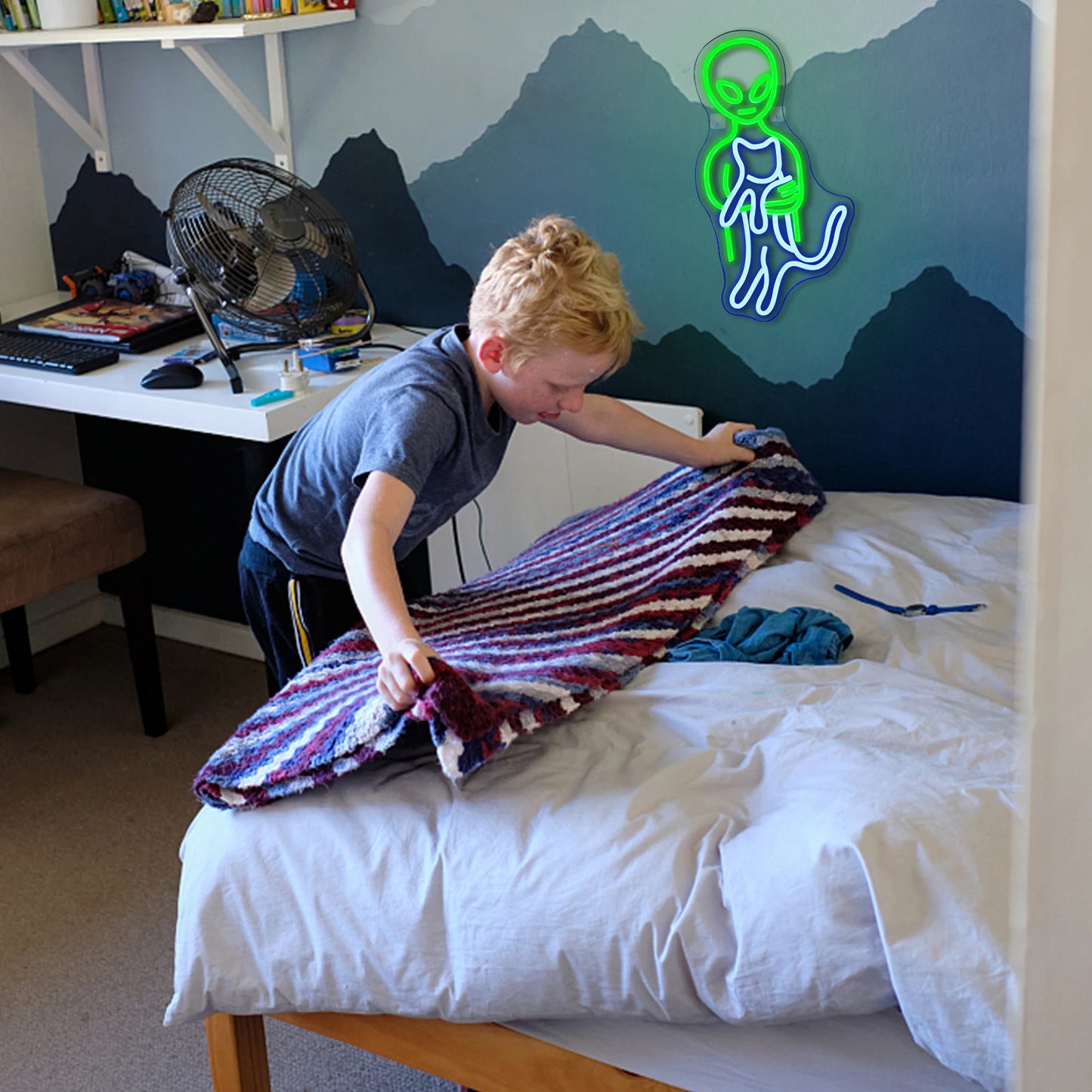 Letreiro Econômico de LED com Alien Verde 5V USB