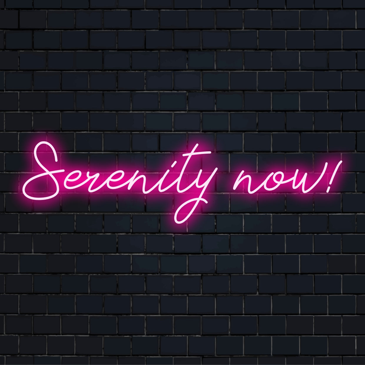 Placa de LED neon com o texto Serenity Now, ideal para criar um ambiente tranquilo em espaços elegantes e modernos.