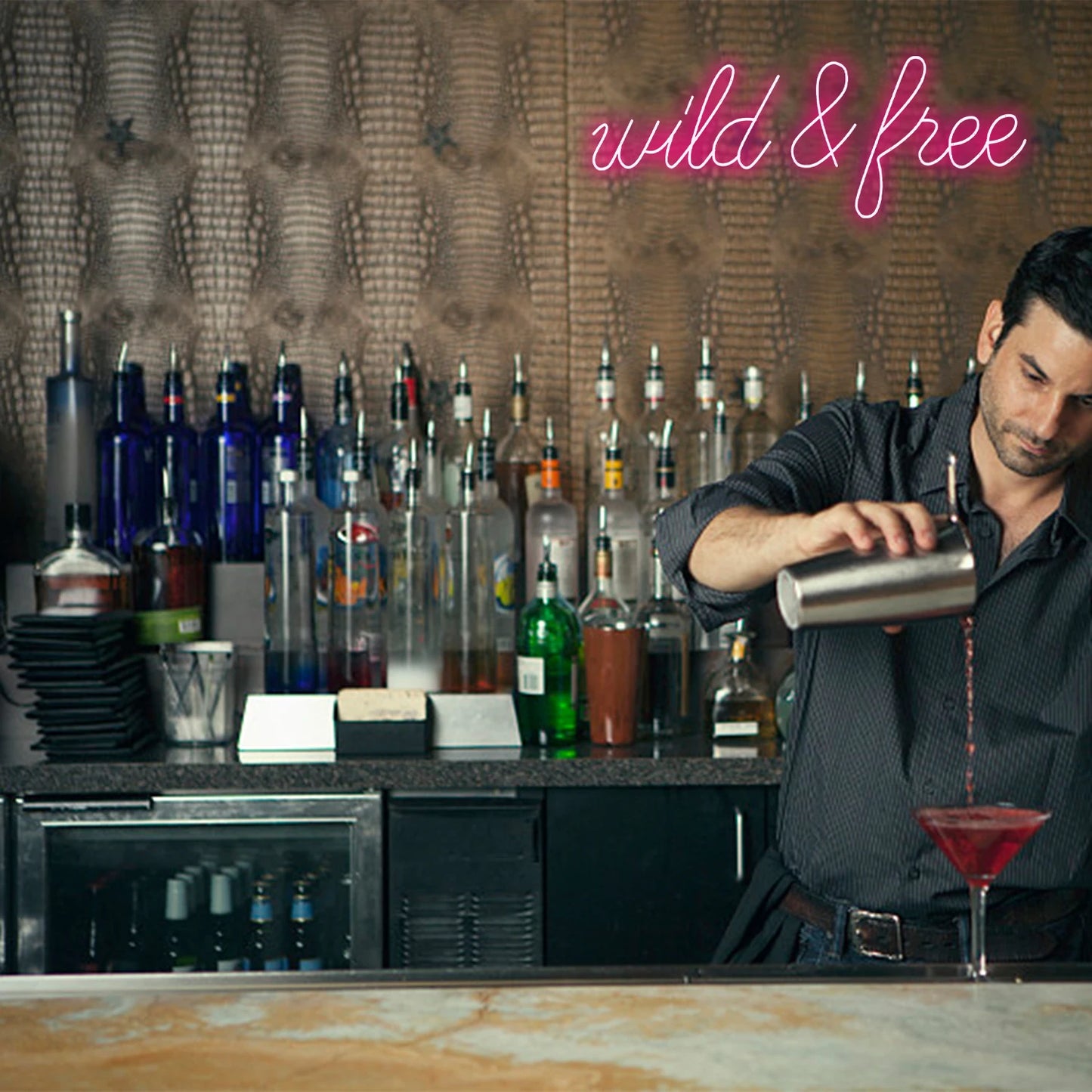 Letreiro de LED Wild & Free 5V USB - Econômico