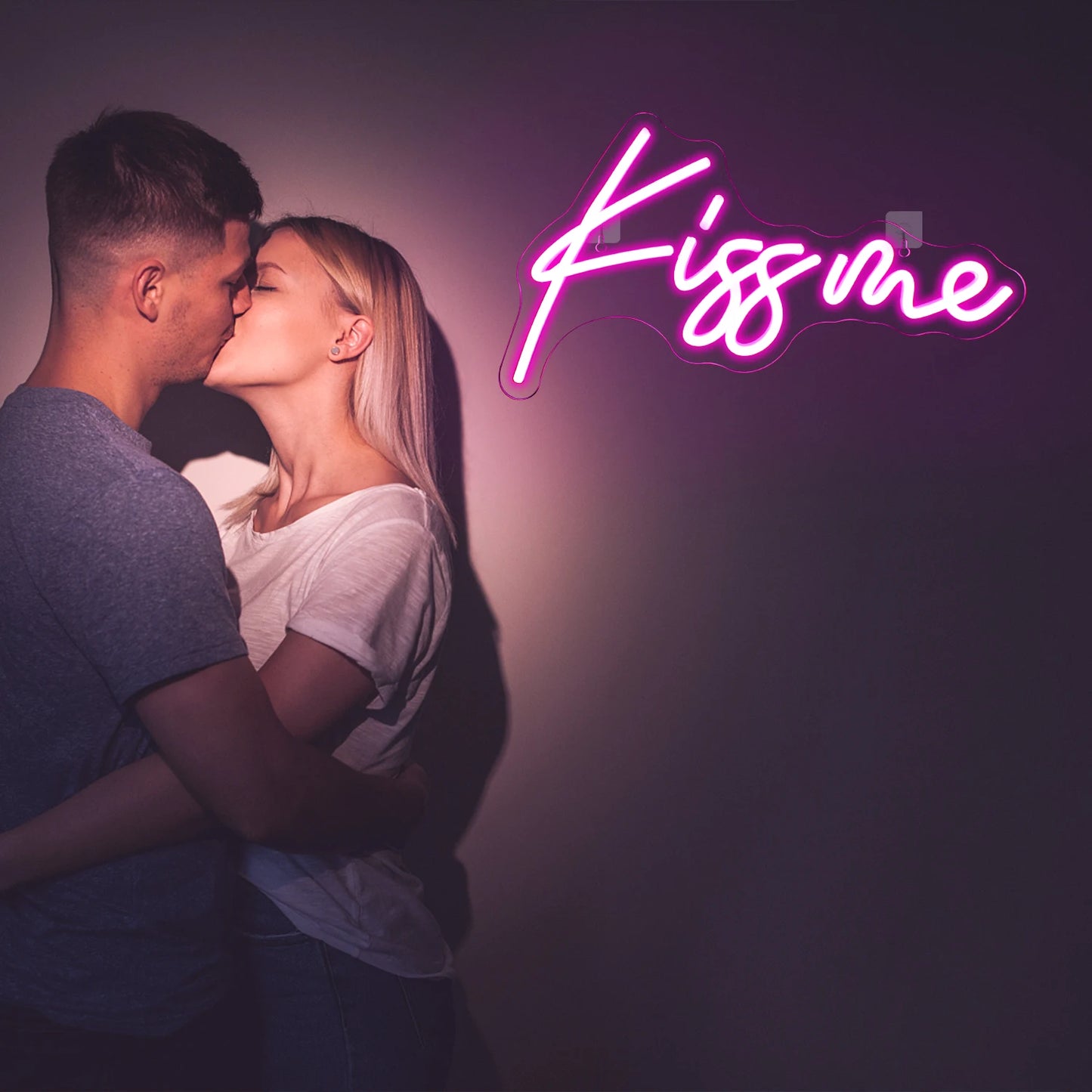 Letreiro de LED "Kiss Me" 5V USB - Econômico