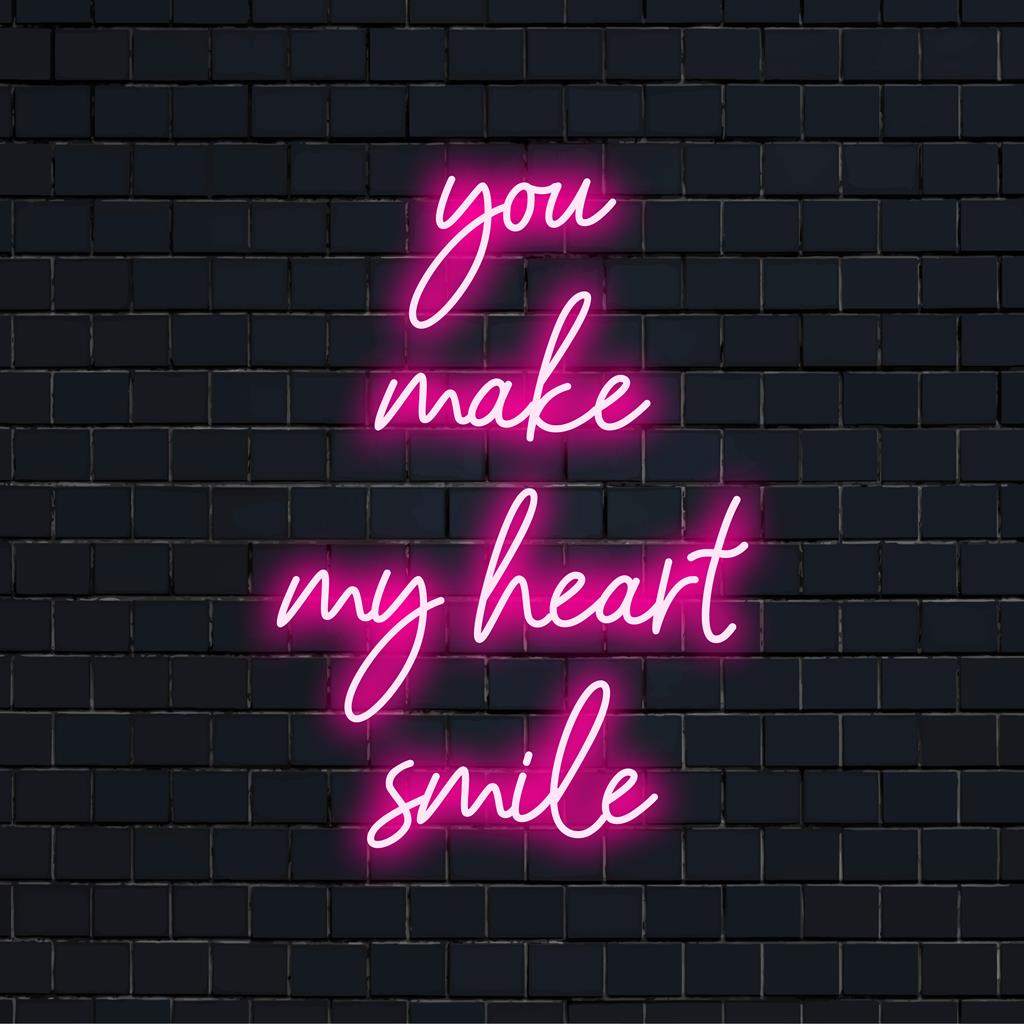 Placa de neon LED personalizada com a citação You Make My Heart Smile em letras elegantes; perfeita para decoração de parede com arte neon.