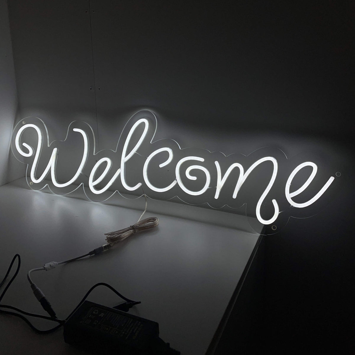 Letreiro de neon de boas-vindas - The Art Neon
