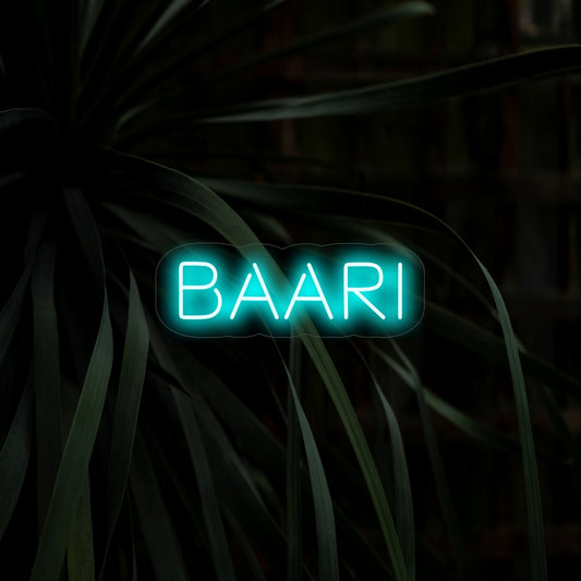 "Placa de neon Baari" - Uma luz neon vibrante com a palavra finlandesa "Baari", trazendo energia e estilo ao seu bar ou pub.