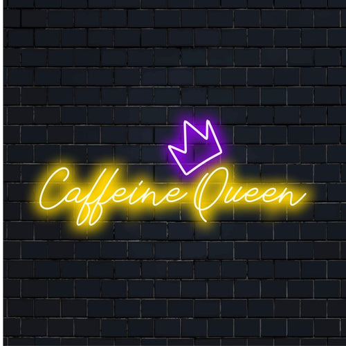 Placa de LED neon com inscrição vibrante "Caffeine Queen"; uma mistura perfeita de decoração elegante e arte personalizada com luzes neon.