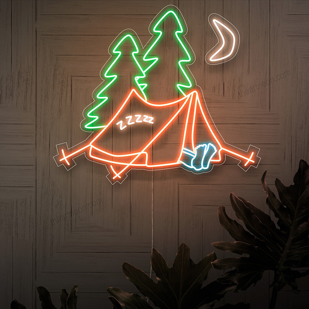 "Placa de neon para acampamento" - Uma luz neon aventureira com a palavra "Acampamento", infundindo uma atmosfera que celebra o espírito do acampamento e da vida ao ar livre em seu espaço de convivência.