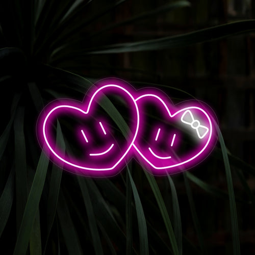 "Placa de neon com lindos corações para casais" irradiando amor e romance, uma peça de decoração perfeita para um ambiente romântico.
