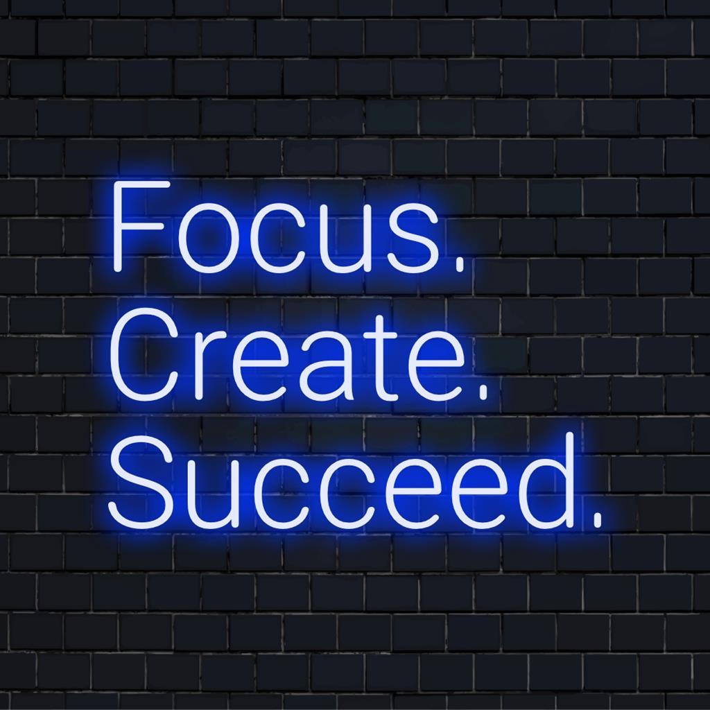 Letreiro de neon LED personalizado com letras dinâmicas, que captura vibrações motivacionais. Combinação perfeita de arte e decoração com iluminação neon.