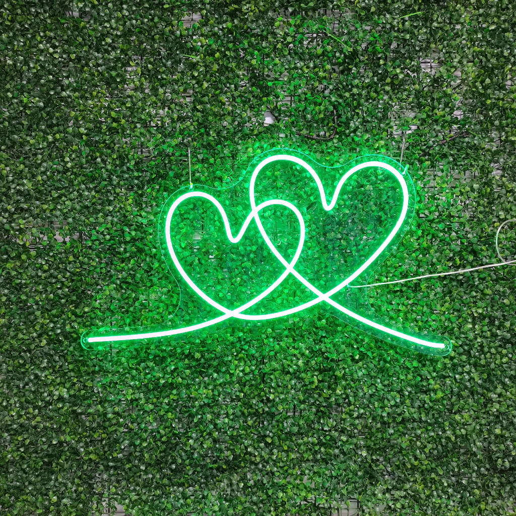 Letreiro de Neon com Corações - The Art Neon