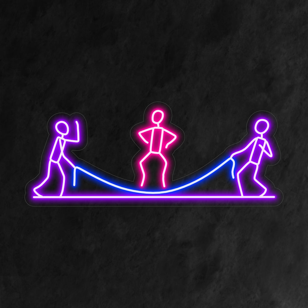 "Placa de neon com corda de pular" é uma adição dinâmica e inspirada no fitness para o seu interior. Uma luz neon que retrata o movimento energético de pular corda.