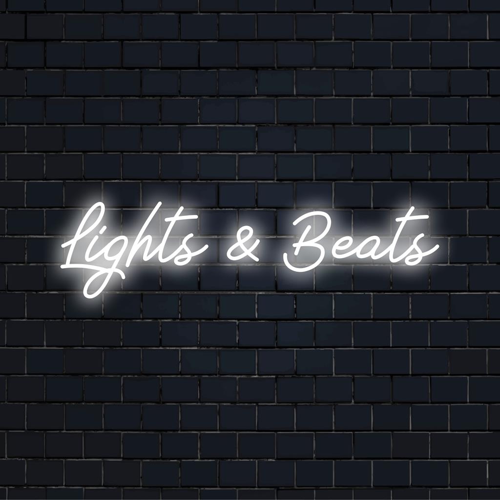 Letreiro de LED neon vibrante e personalizado da Lights And Beats, perfeito para iluminar espaços. Decoração de neon personalizada para qualquer ambiente.