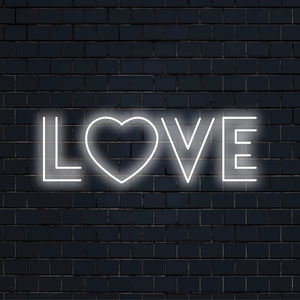 Placa de LED neon Love personalizada que brilha intensamente, perfeita para realçar a decoração da casa com um toque luminoso e personalizado.