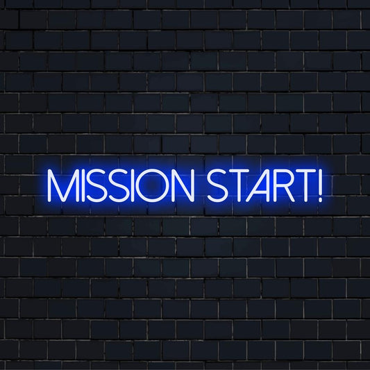 Placa de neon LED personalizada com os dizeres Mission Start! em letras modernas e em negrito; ideal para uma estética de parede neon vibrante e personalizada.
