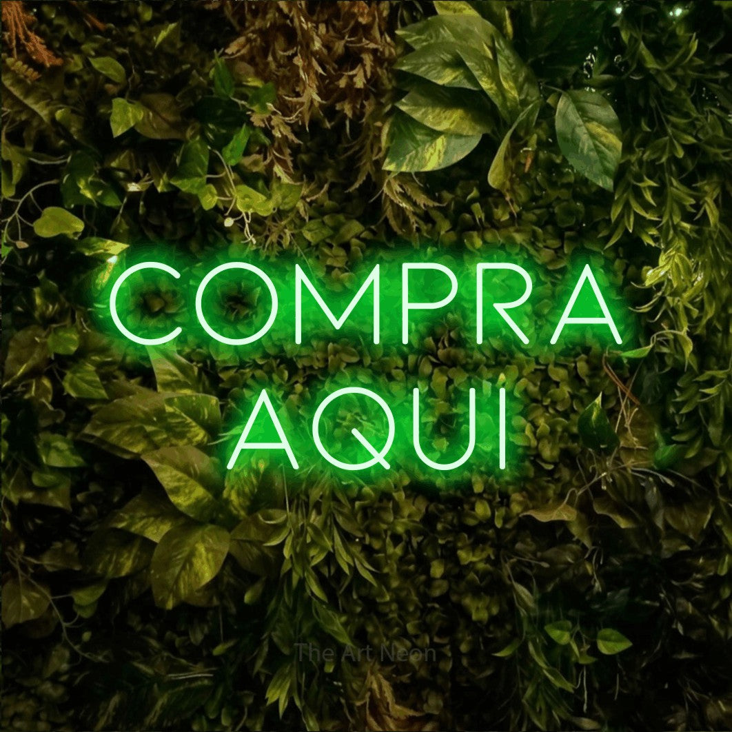 LED neon sign reading “Compra aqui”, arranged in 2 lines.
