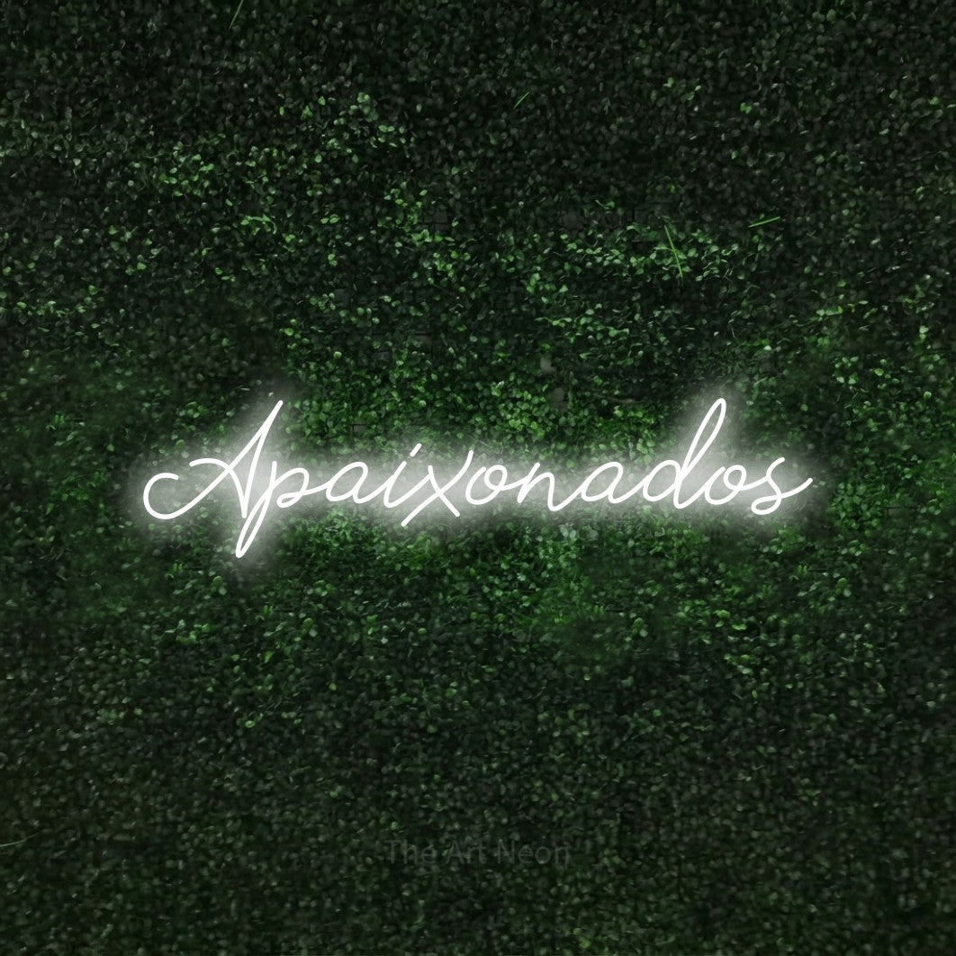 LED neon sign reading “Apaixonados”, arranged in a single line.