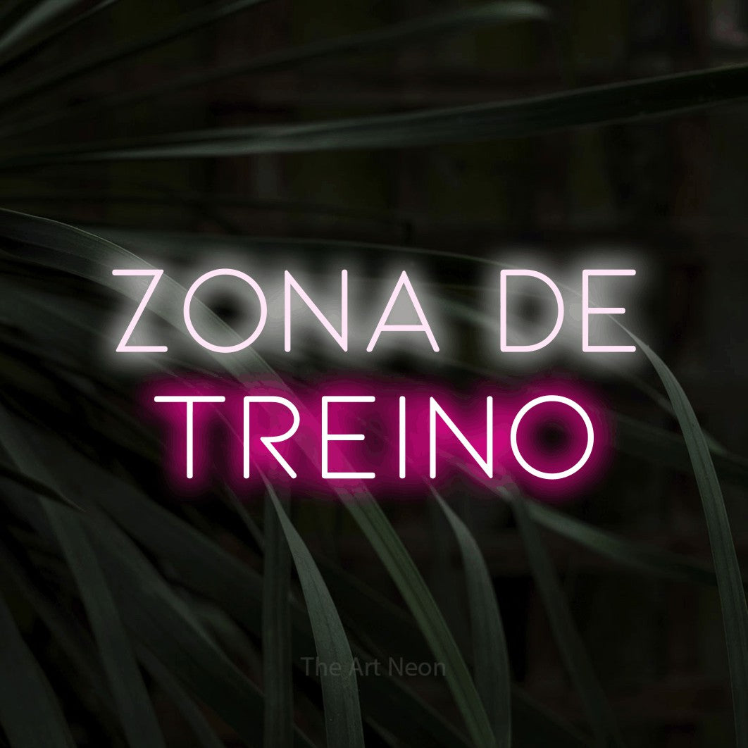 LED neon sign reading “zona de treino”, arranged in 2 lines.