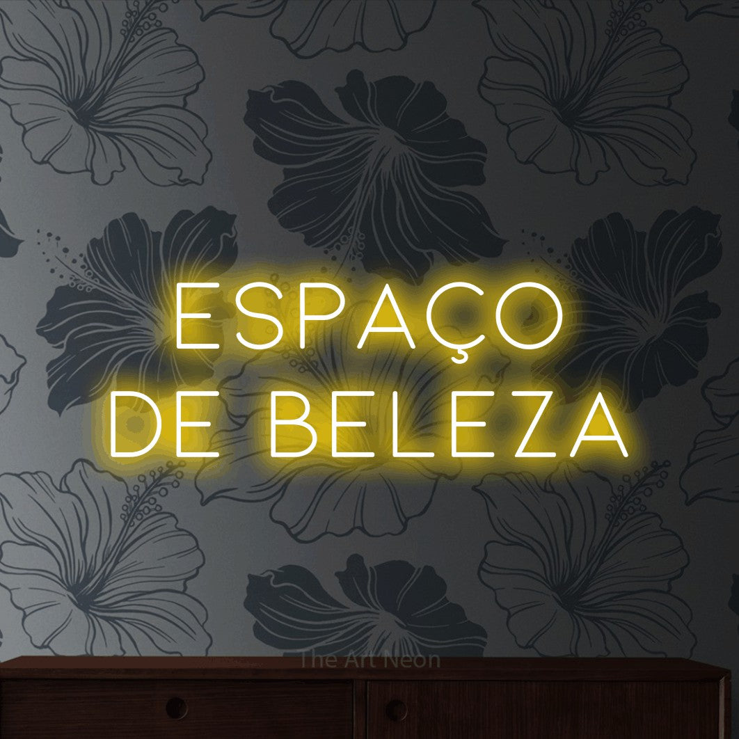 LED neon sign reading “ESPAÇO de beleza”, arranged in 2 lines.