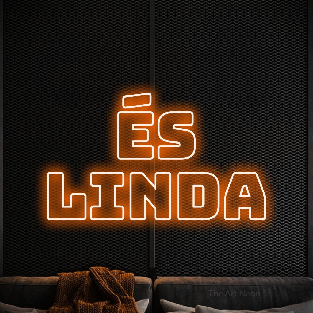 LED neon sign reading “és linda”, arranged in 2 lines.