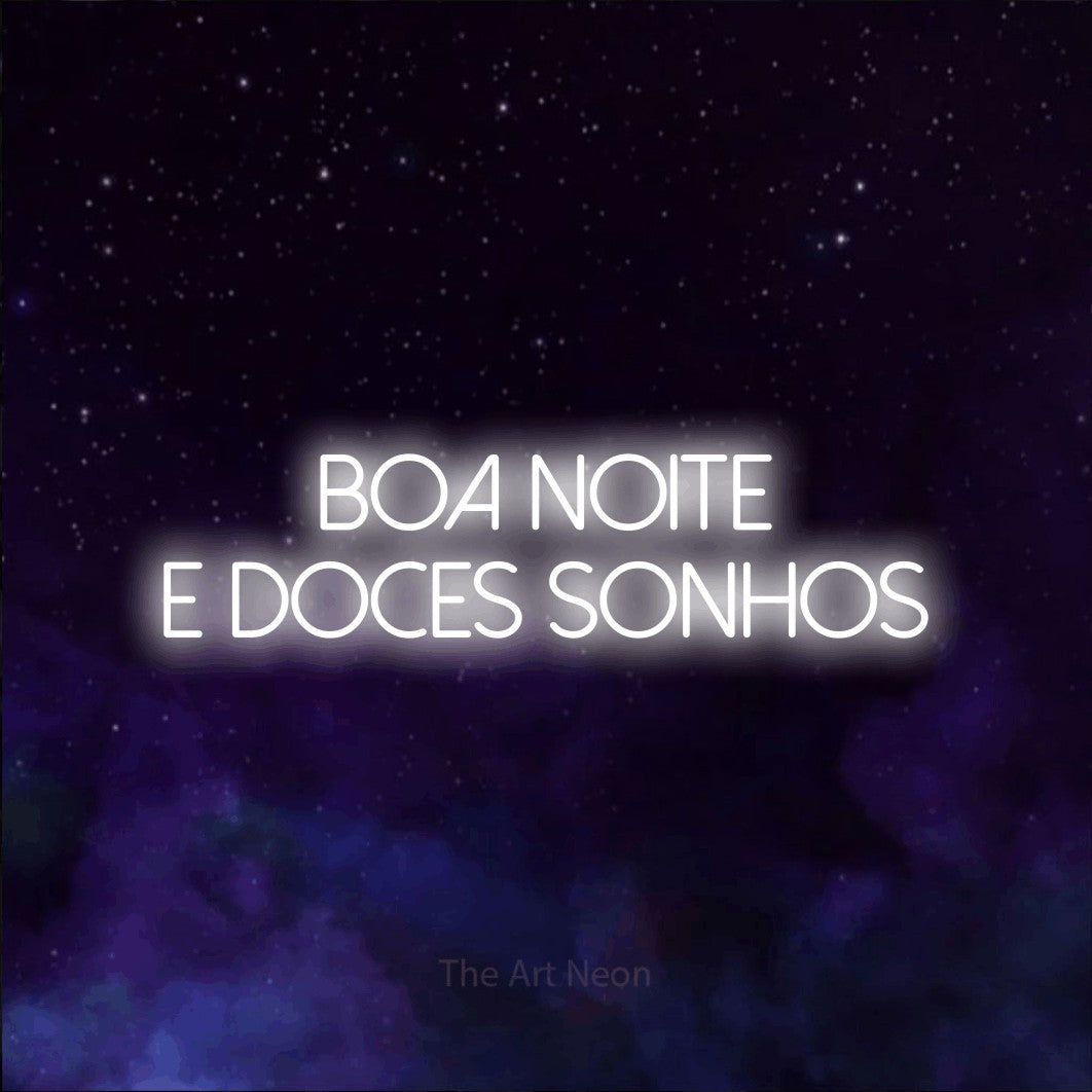 LED neon sign reading “boa noite e doces SONHOS”, arranged in 2 lines.