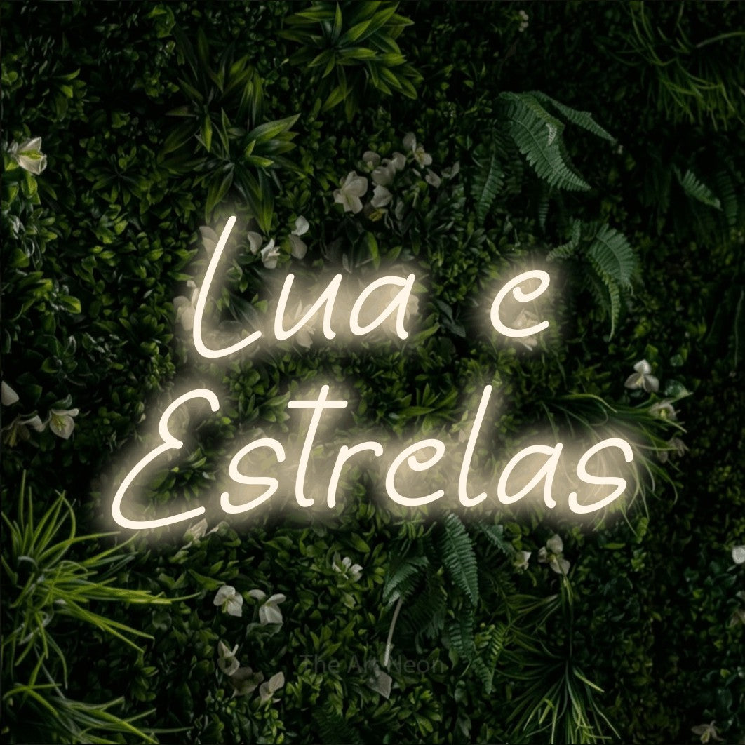 LED neon sign reading “Lua e Estrelas”, arranged in 2 lines.