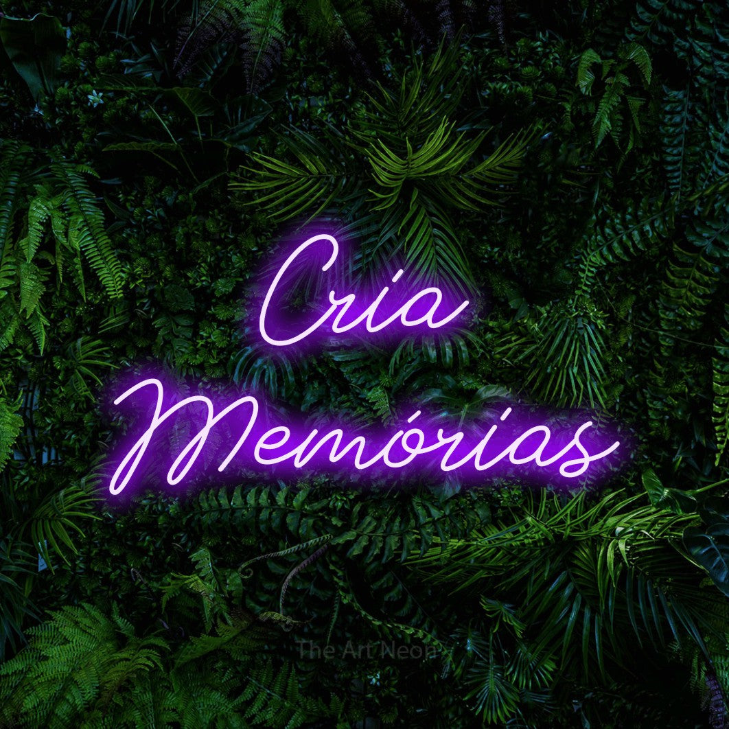 LED neon sign reading “Cria Memórias”, arranged in 2 lines.