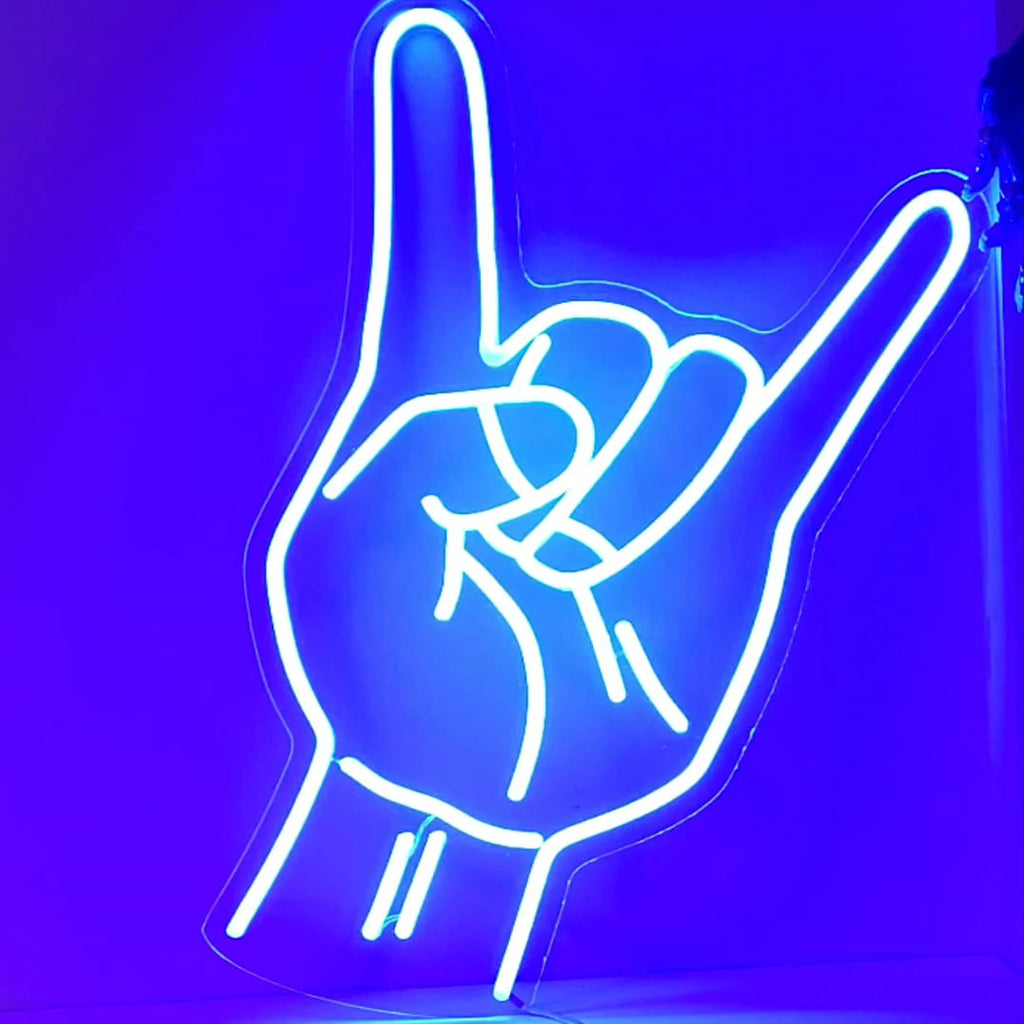 "Rock Hand Neon Sign" captura o espírito rebelde com seu gesto icônico, infundindo seu espaço com vibrações musicais ousadas e elegantes.