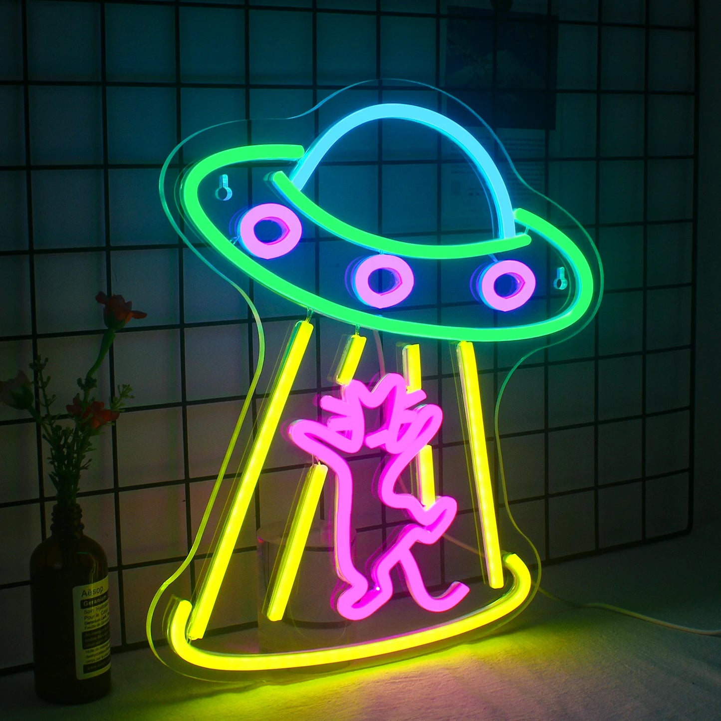 Spaceship 5V USB LED Neon Sign - Budget Friendly