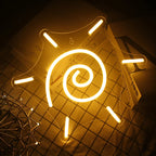 A imagem apresenta um letreiro de LED neon elegante e vibrante em formato de sol.