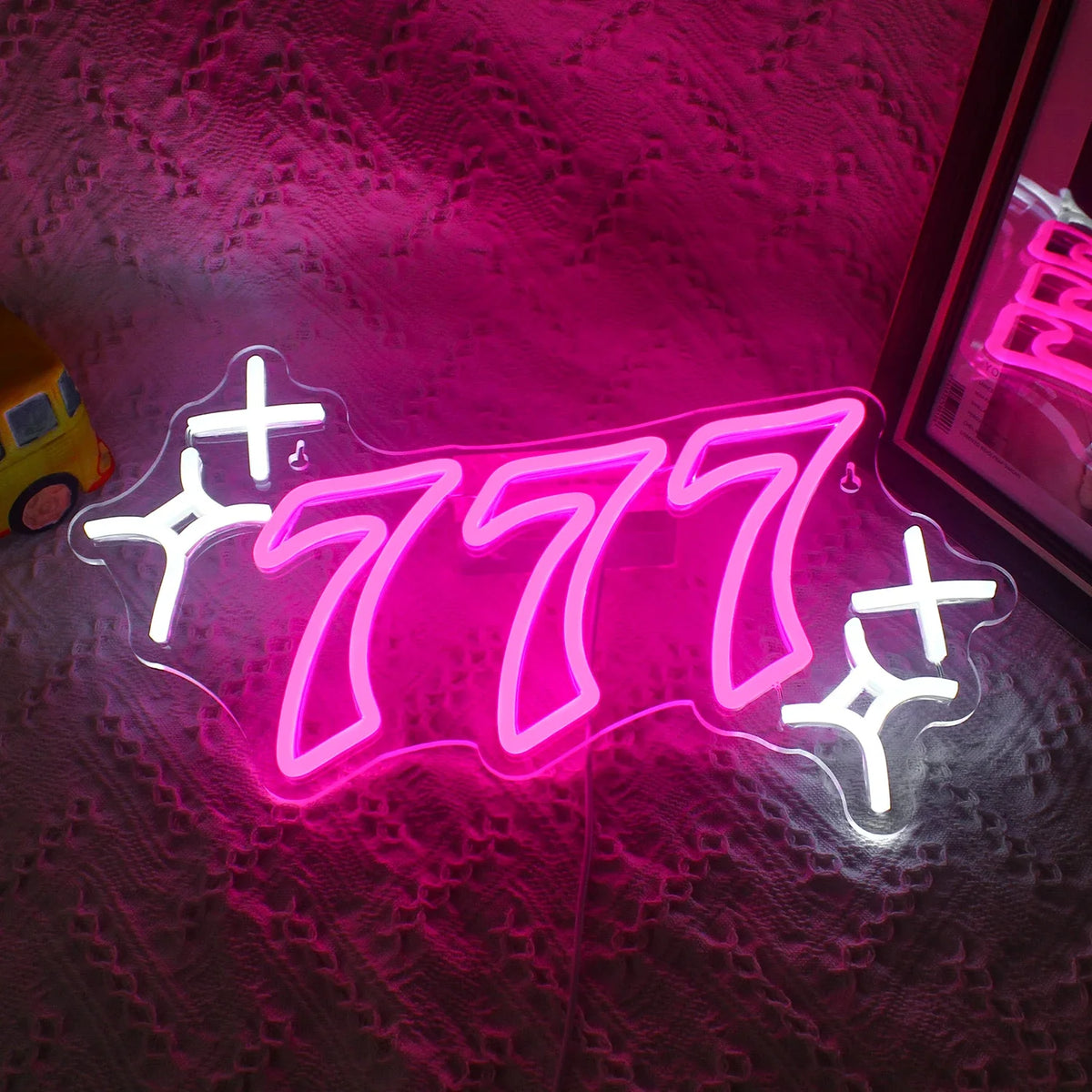 777 – Número da sorte e estrelas – letreiro de néon LED (5 V USB)