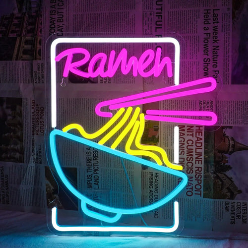 A imagem apresenta uma vibrante placa de LED neon exibindo as palavras "Ramen Time" em uma escrita chamativa.