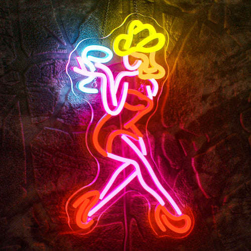 Um letreiro de LED neon vibrante representando a silhueta de uma mulher sensual em uma pose dinâmica.