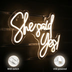 She Said Yes – letreiro de néon LED (5 V USB)