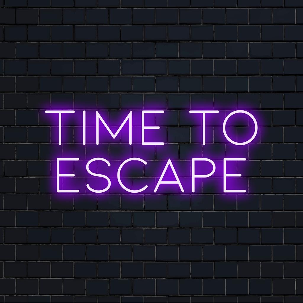 Placa de neon LED com os dizeres Time To Escape; decoração versátil com iluminação vibrante para qualquer ambiente.