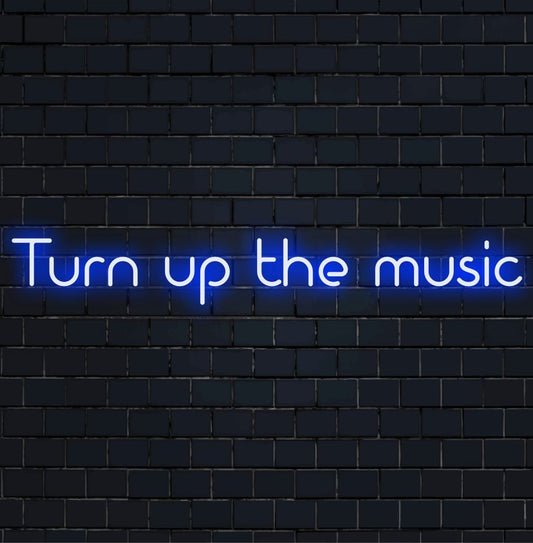 Placa de neon LED personalizada com a frase Turn Up The Music em cores vibrantes, ideal para decoração energética e entusiastas de música.