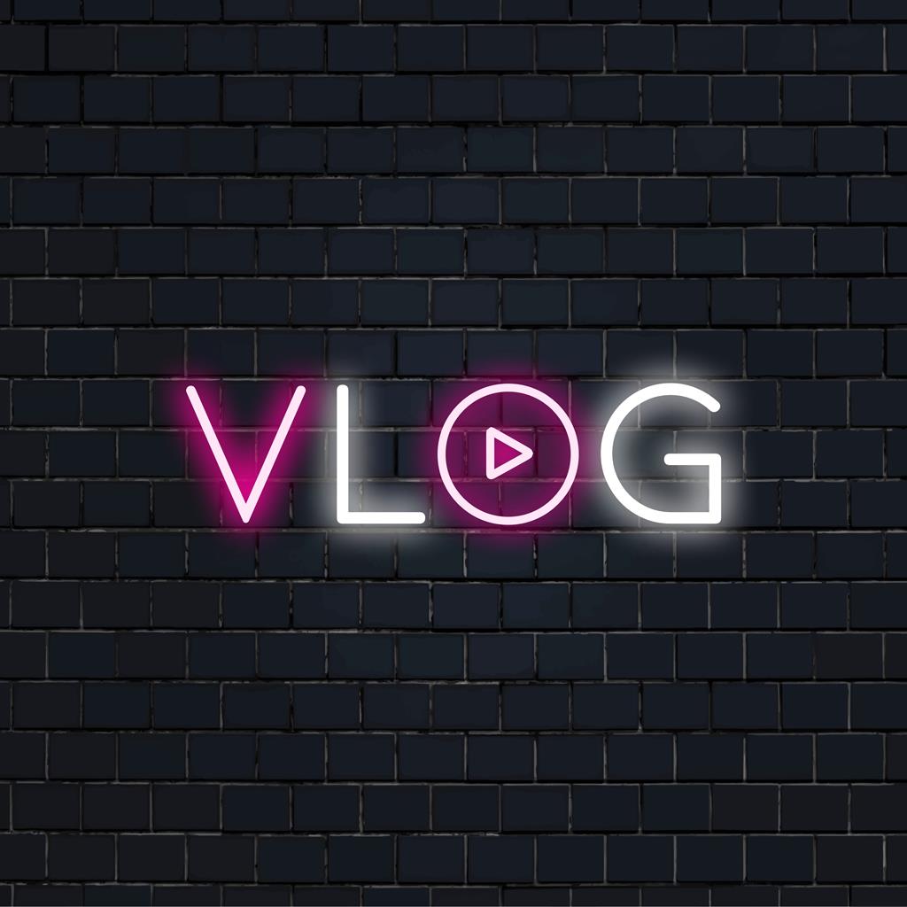 Placa de LED neon vibrante feita sob medida para entusiastas de vlogs, perfeita para fundos e decoração de criação de conteúdo elegante.