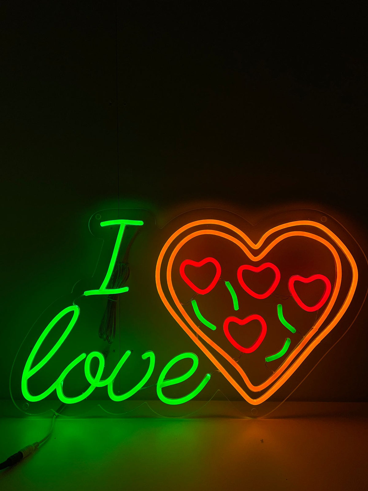 Letreiro de neon "Eu amo pizza" - The Art Neon