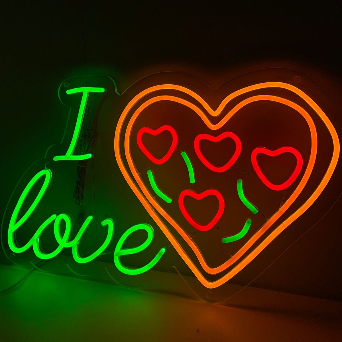 Letreiro de neon "Eu amo pizza" - The Art Neon