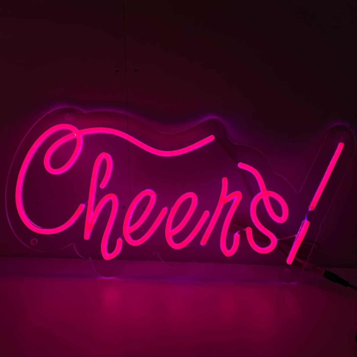 Letreiro de neon do Cheers Bar - The Art Neon
