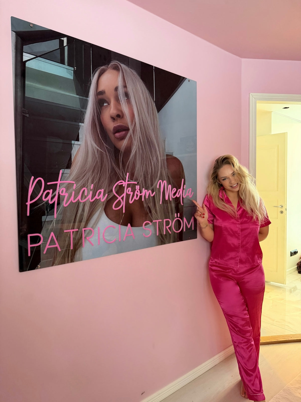 Patricia Ström Media custom neon sign project