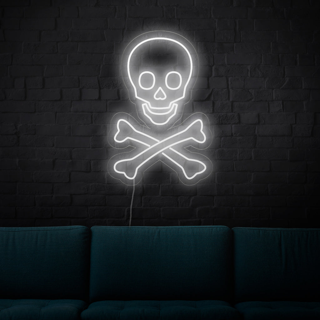 Um letreiro de neon cativante com uma caveira pirata e ossos cruzados, simbolizando a aventura e o espírito do alto mar.